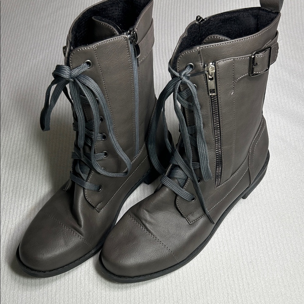 Gray Women's Lace-Up Boots